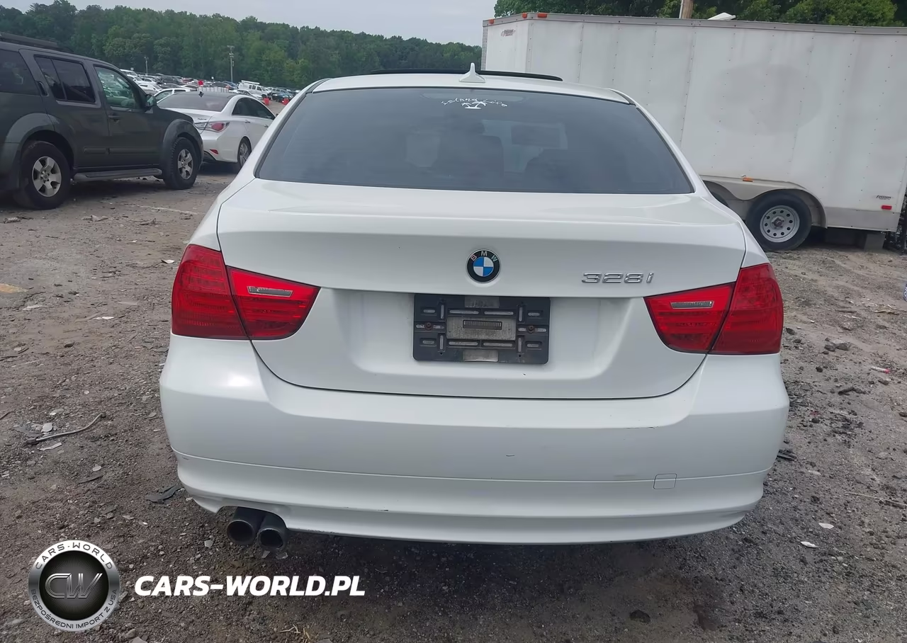 2011 BMW 328I xDrive VIN:WBAPK5C56BA659174 - 16