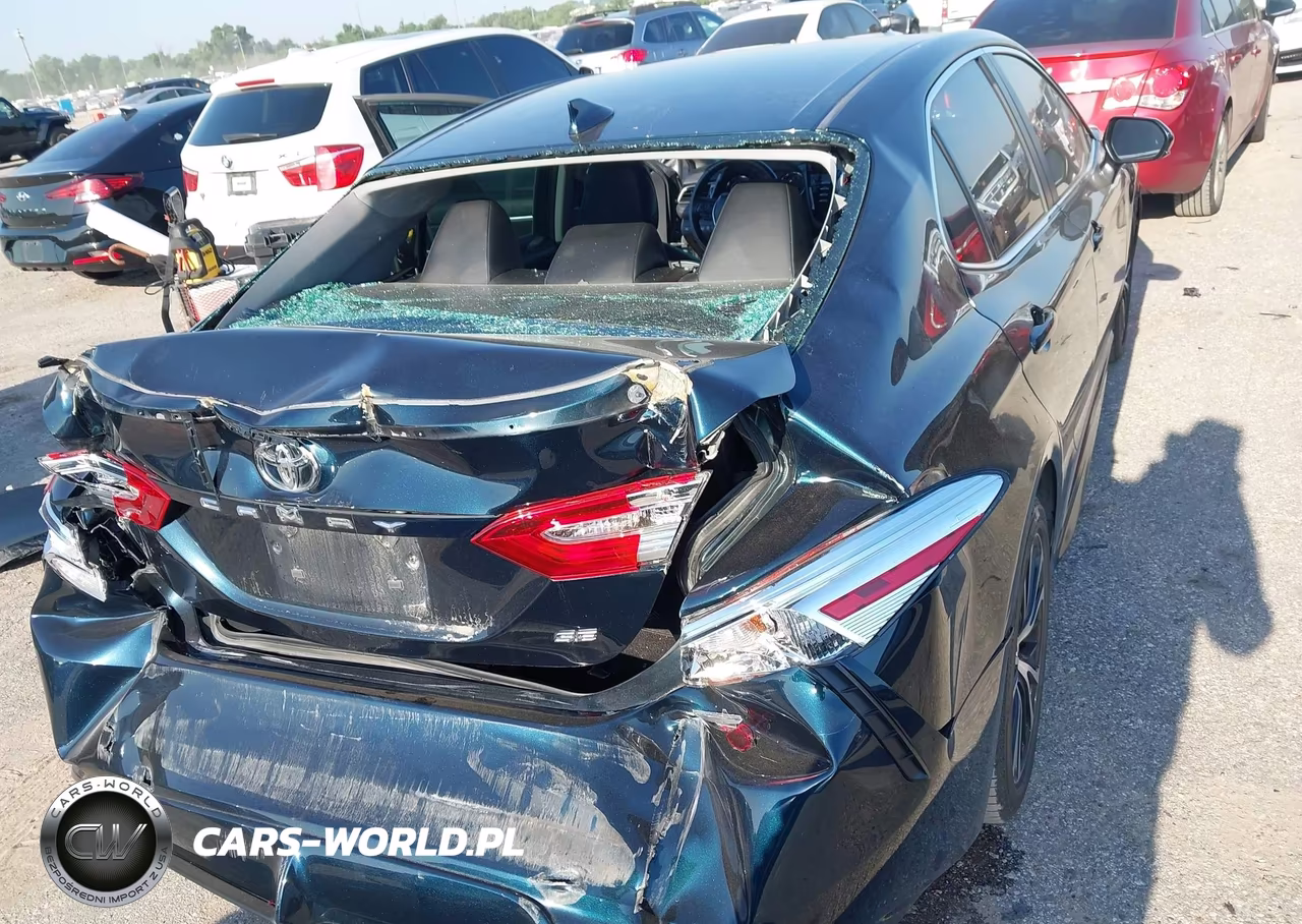 2020 Toyota Camry Se VIN:4T1G11AK2LU392800 - 17