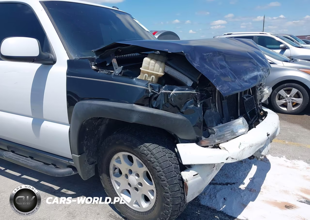 2005 Chevrolet Tahoe Z71 VIN:1GNEK13T65R125932 - 13