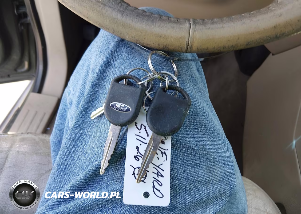2004 Ford Expedition Eddie Bauer VIN:1FMFU18L64LA46063 - 11