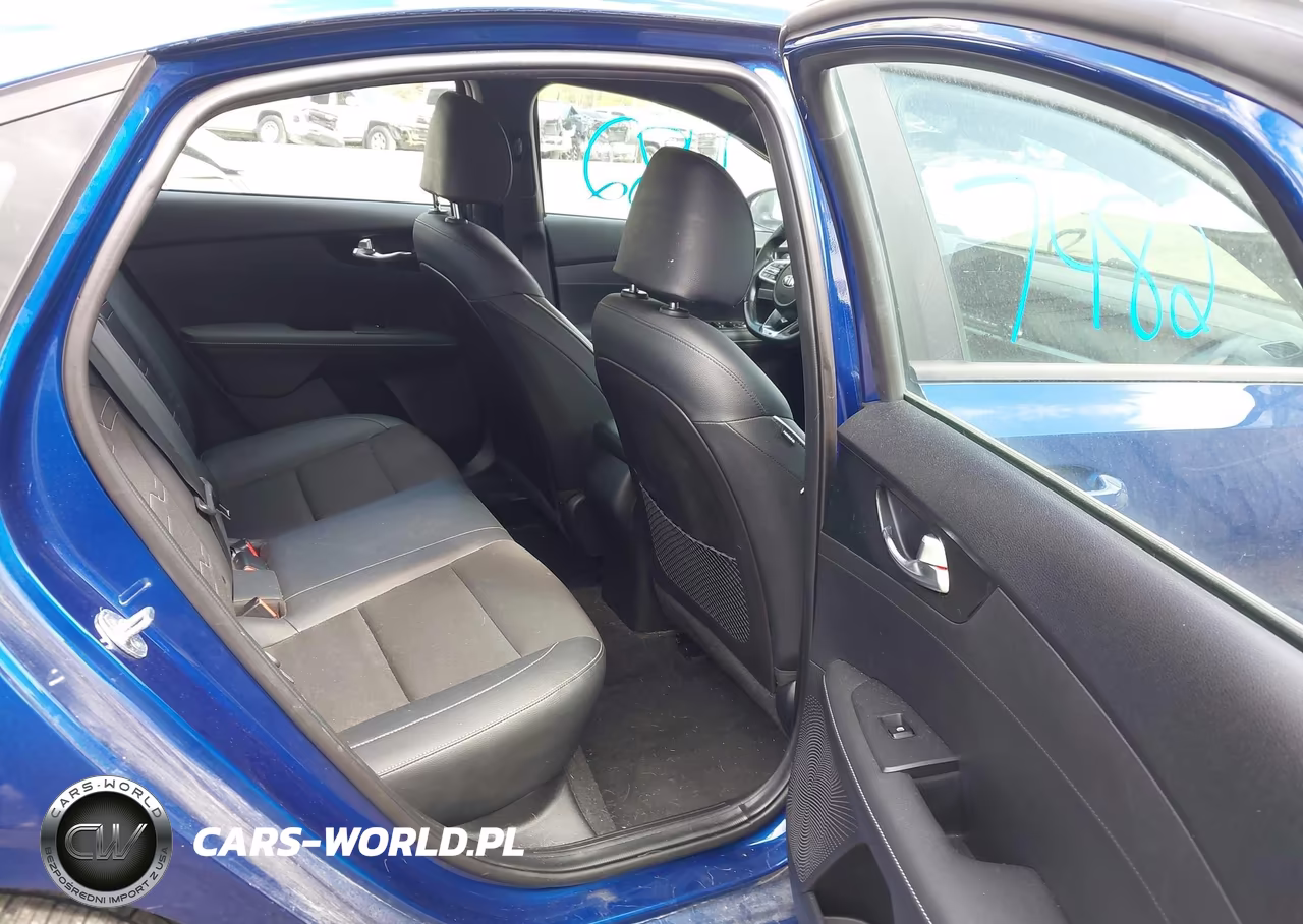 2021 Kia Forte Gt-Line VIN:3KPF34AD7ME424069 - 8