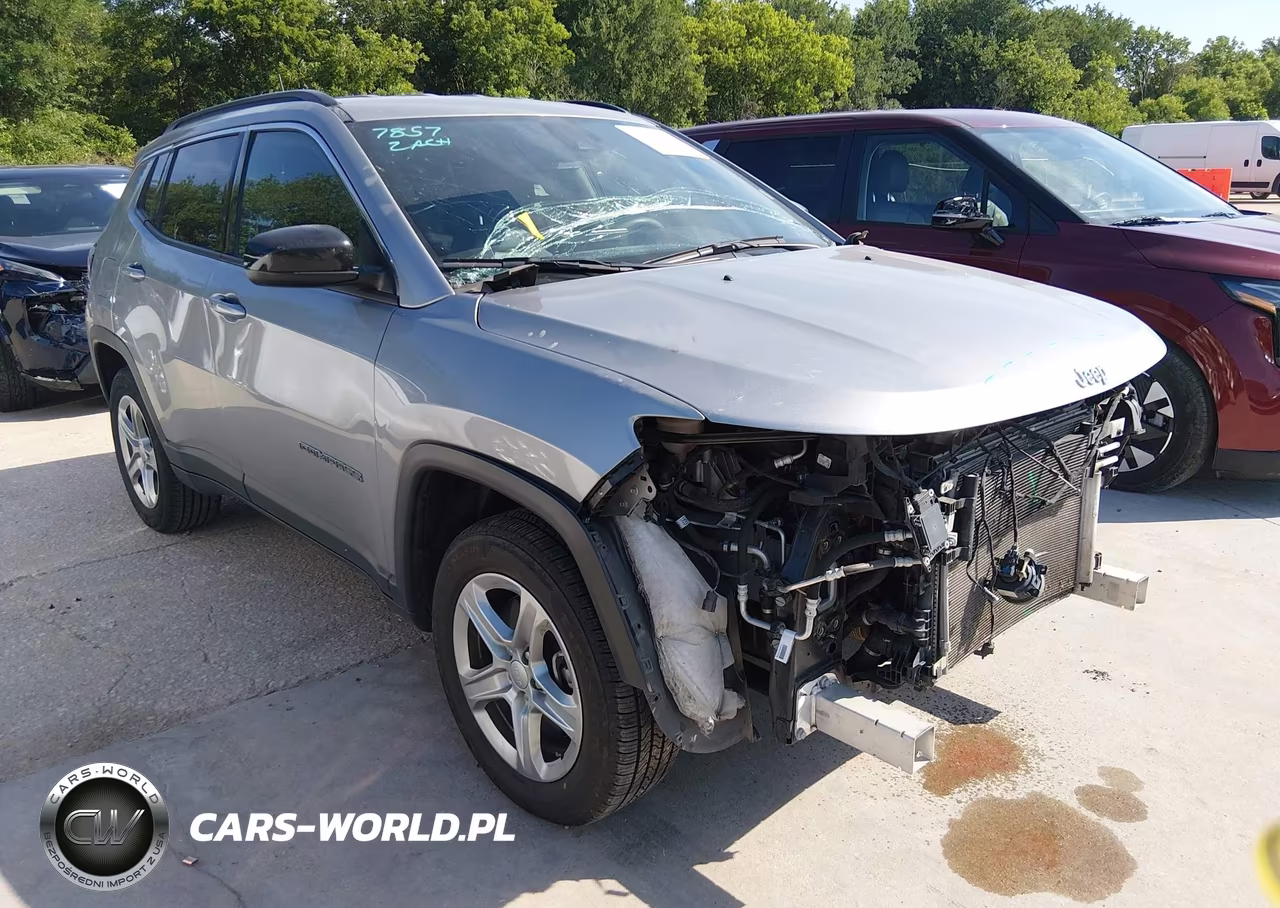 Główne zdjęcie 2024 Jeep Compass Latitude 4X4