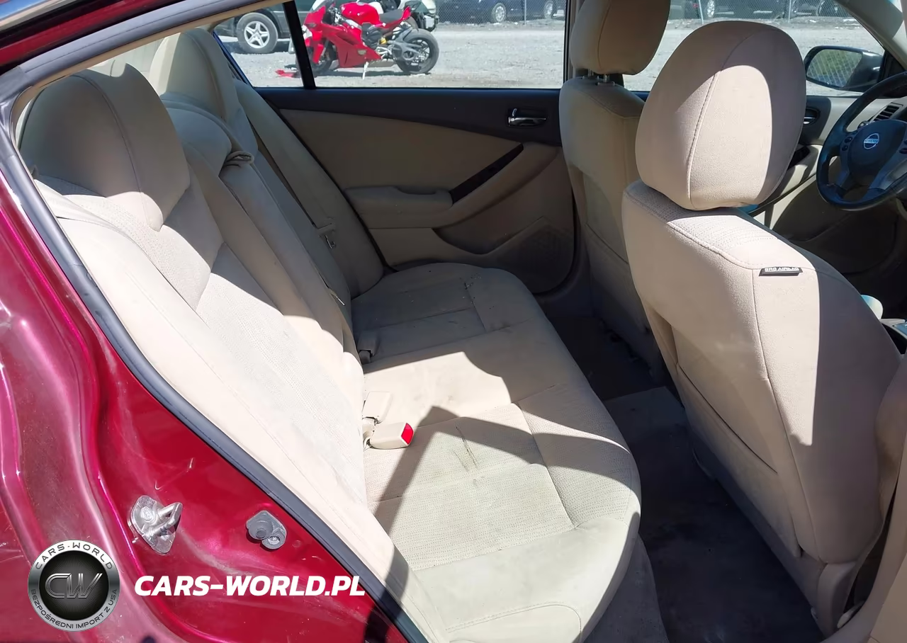 2011 Nissan Altima 2.5 S VIN:1N4AL2AP0BN439004 - 8