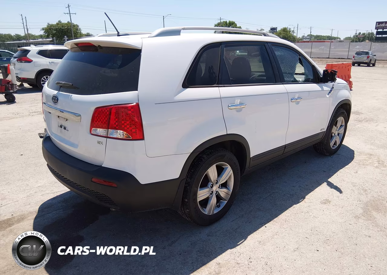 2013 Kia Sorento Ex VIN:5XYKUDA6XDG358522 - 4