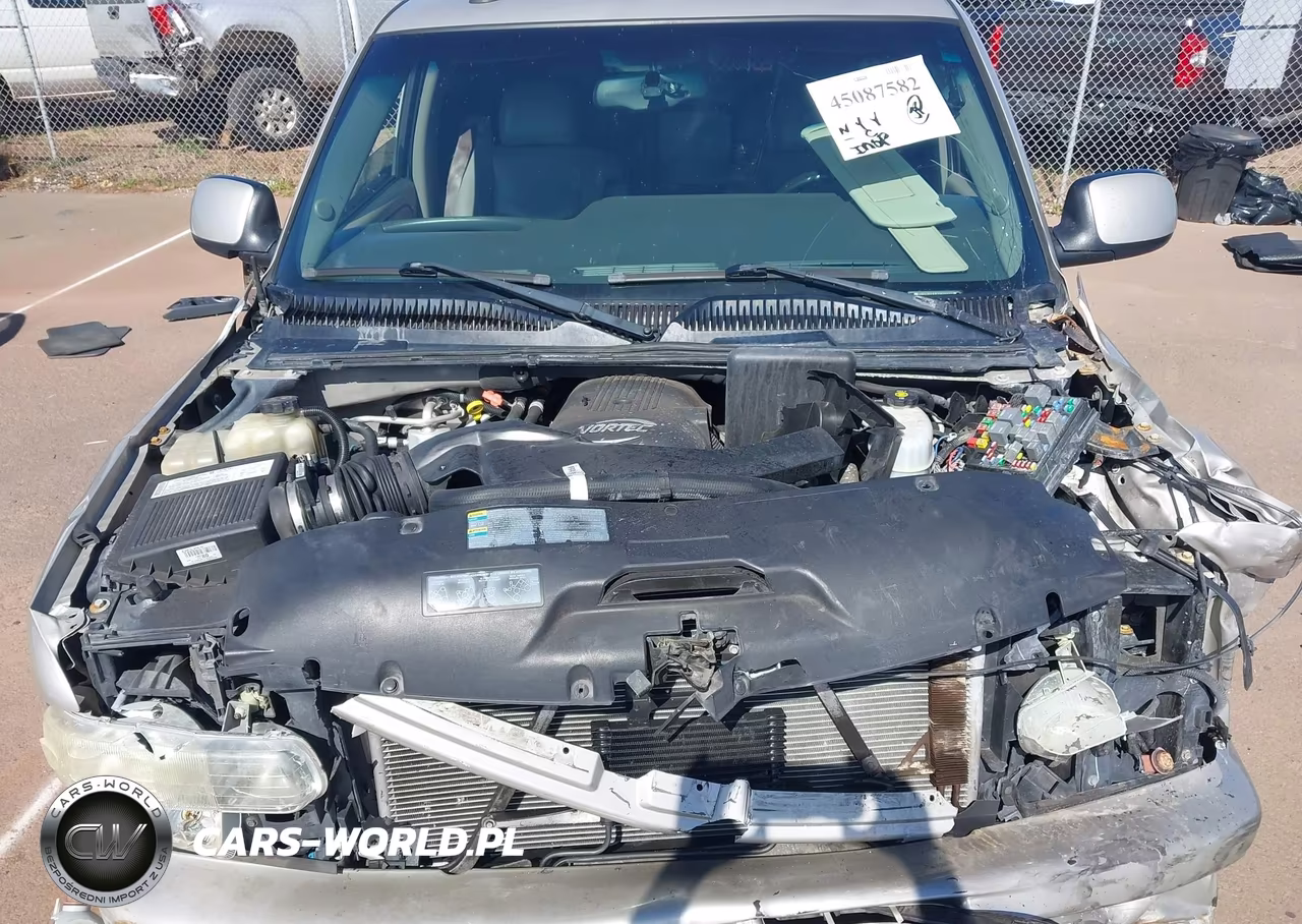2005 Chevrolet Tahoe Z71 VIN:1GNEK13T45R182632 - 10