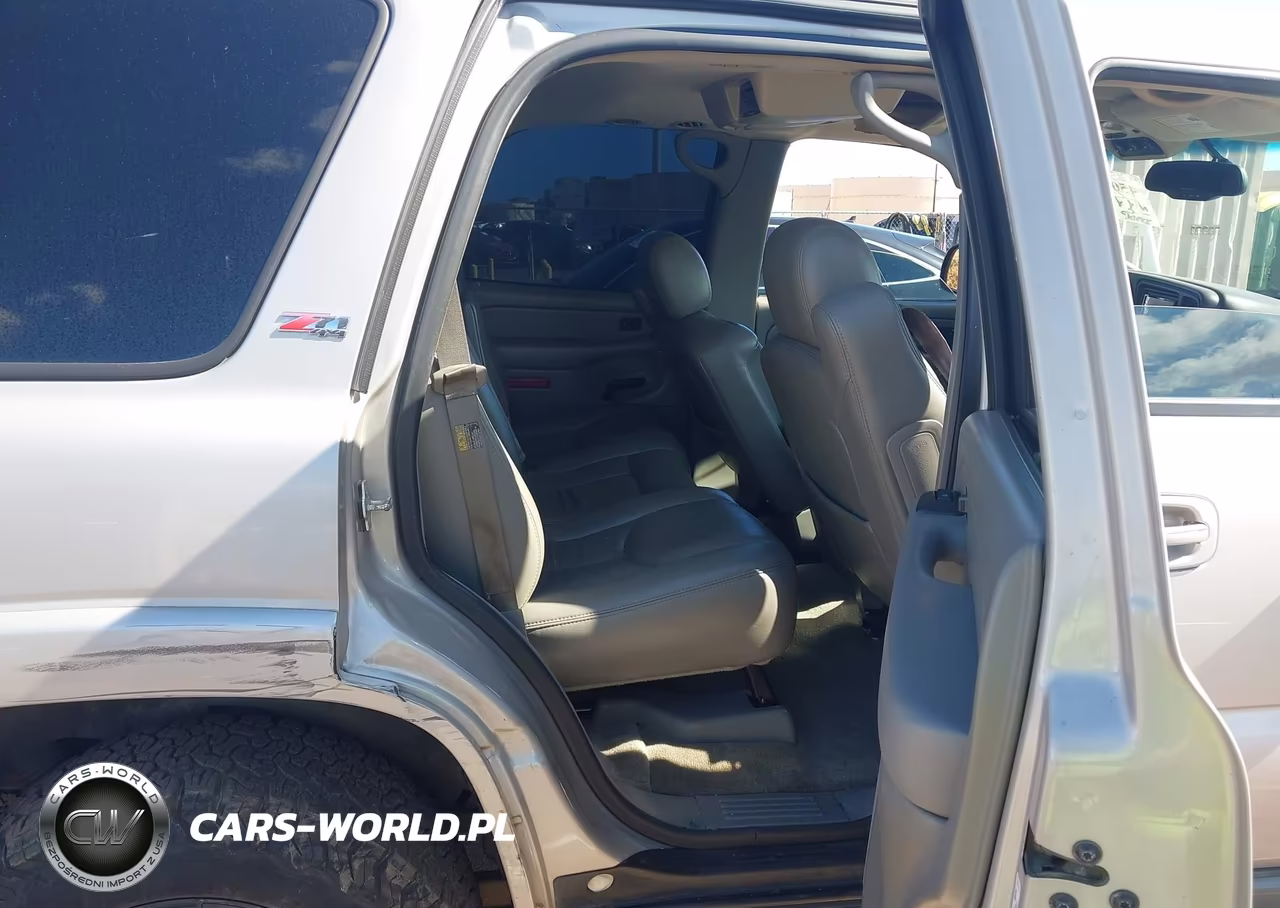 2005 Chevrolet Tahoe Z71 VIN:1GNEK13T45R182632 - 8