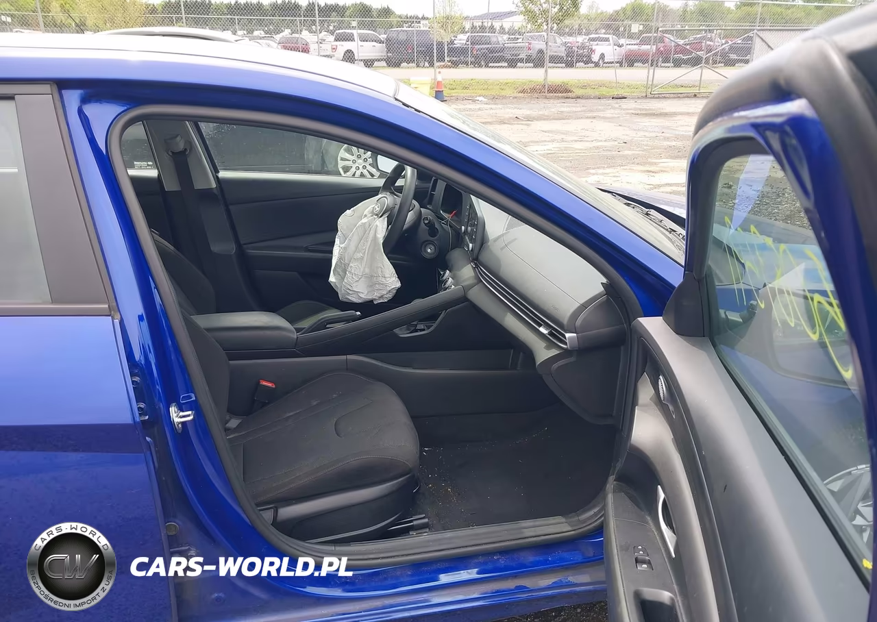 2024 Hyundai Elantra Se VIN:KMHLL4DG1RU727636 - 5