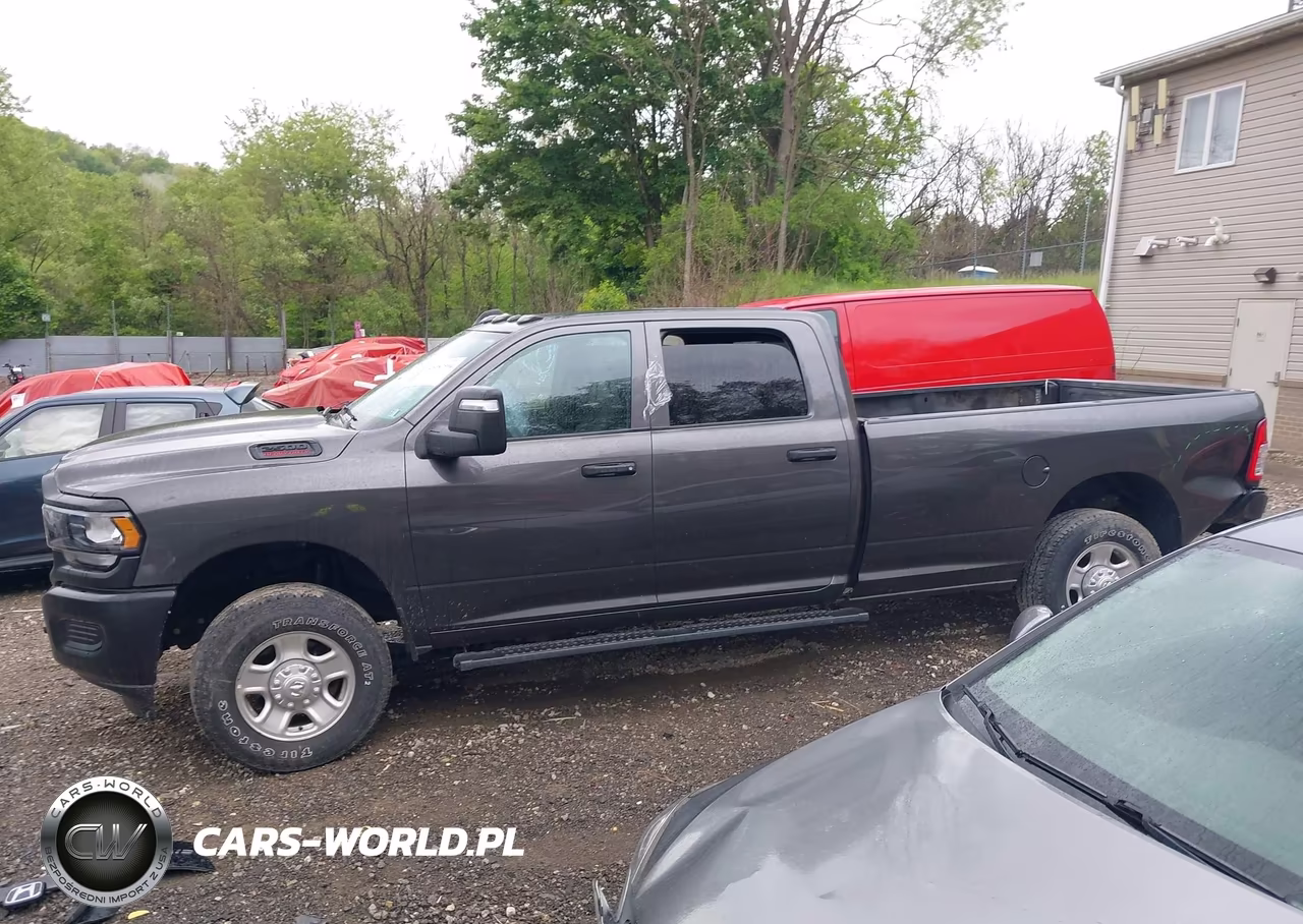 2024 Ram 2500 Tradesman 4X4 8' Box VIN:3C6UR5HJ7RG329179 - 14