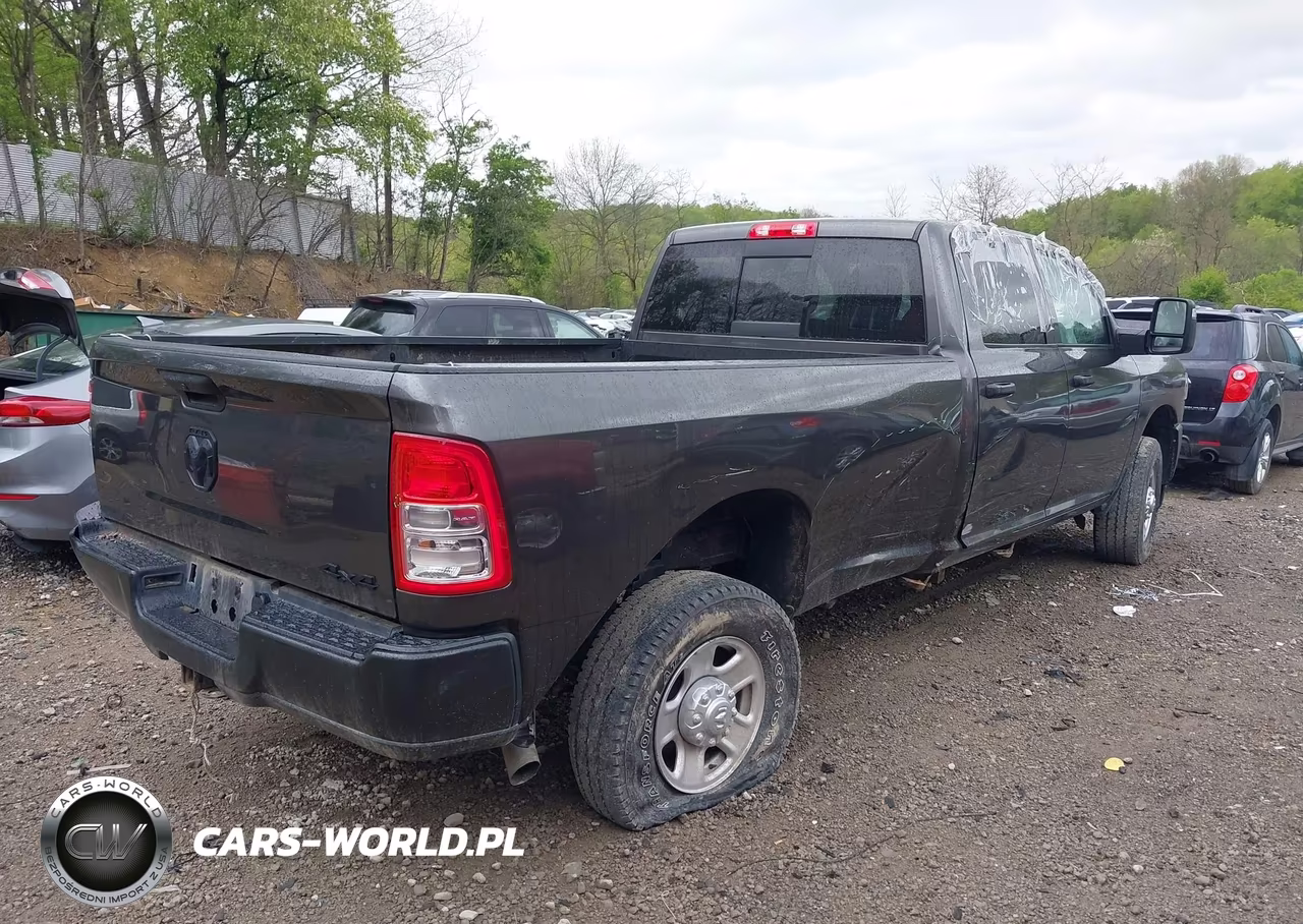 2024 Ram 2500 Tradesman 4X4 8' Box VIN:3C6UR5HJ7RG329179 - 4
