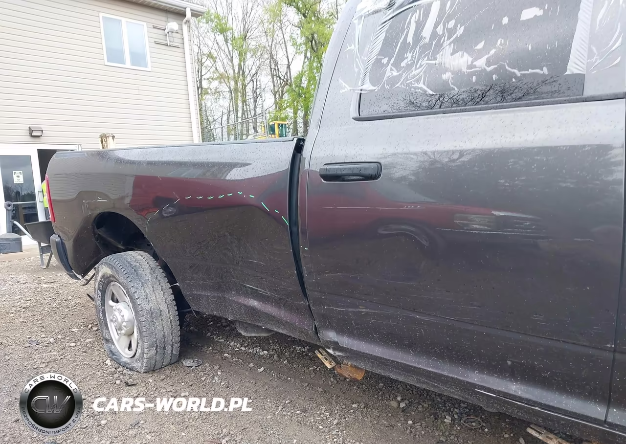 2024 Ram 2500 Tradesman 4X4 8' Box VIN:3C6UR5HJ7RG329179 - 6