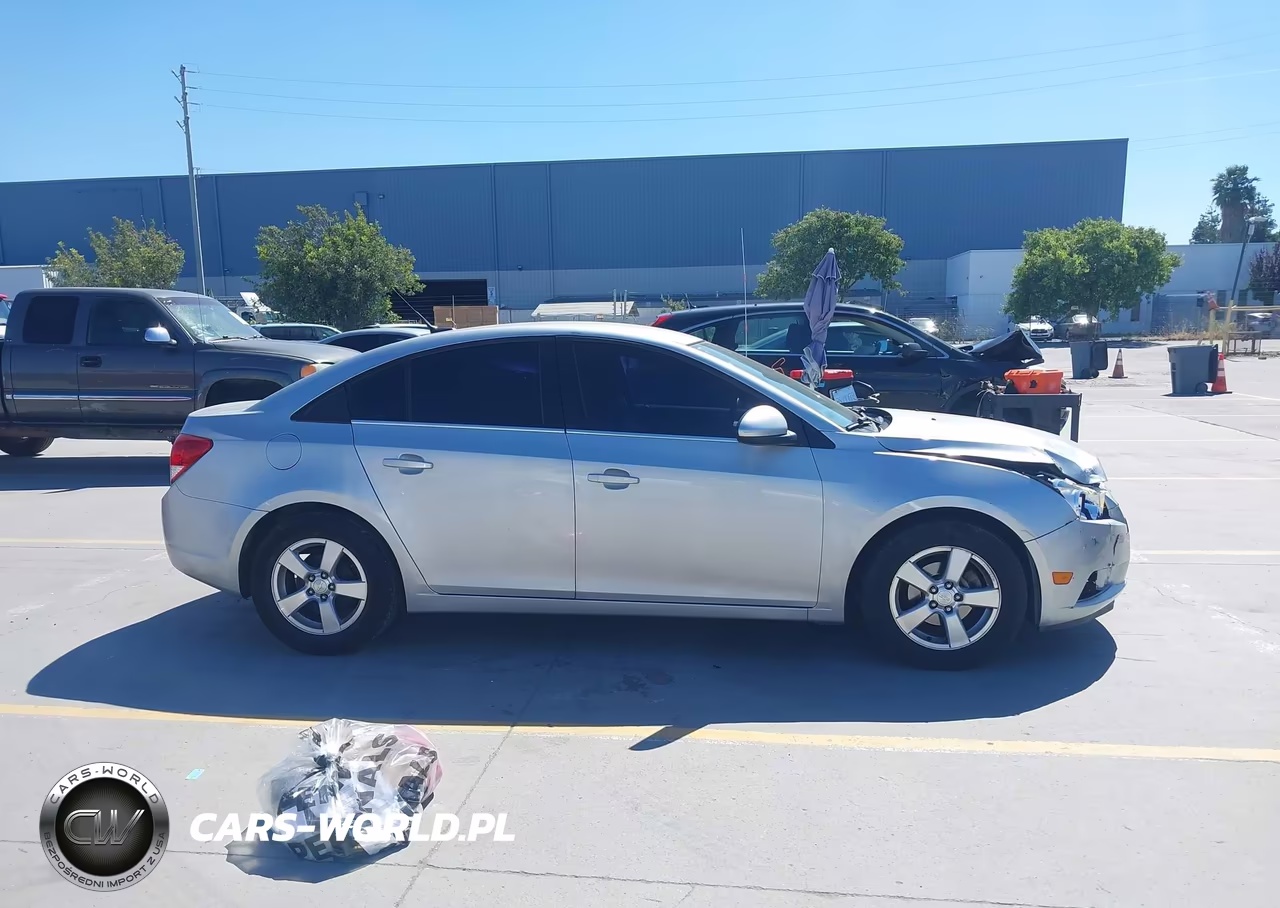 2013 Chevrolet Cruze 1Lt Auto VIN:1G1PC5SB5D7318767 - 13