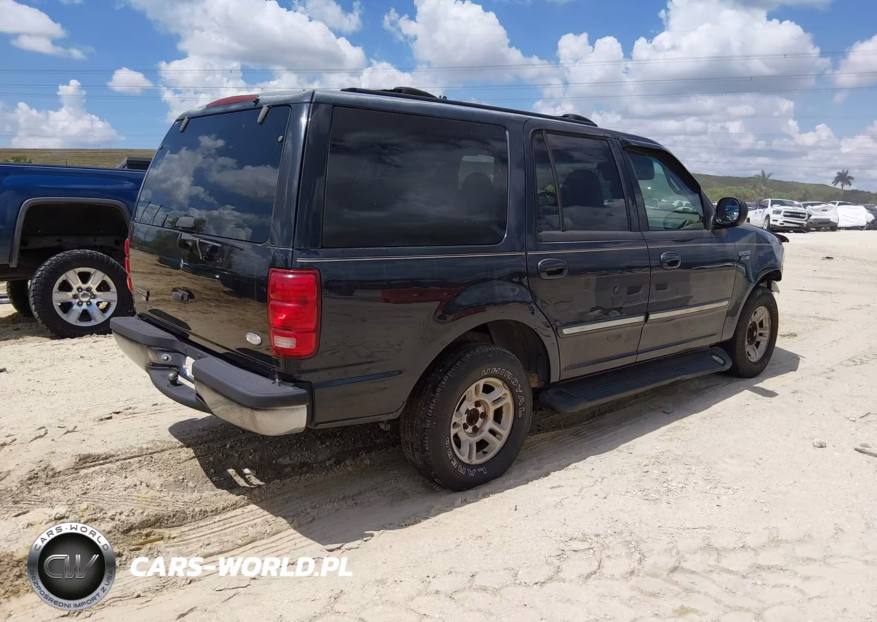 2001 Ford Expedition Xlt VIN:1FMRU15W81LB30098 - 4
