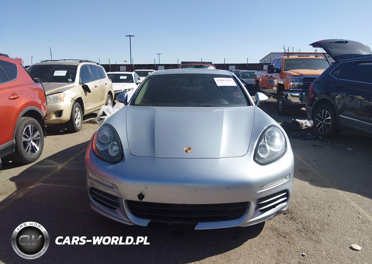 2015 Porsche Panamera 4 VIN:WP0AA2A76FL003310 - 12