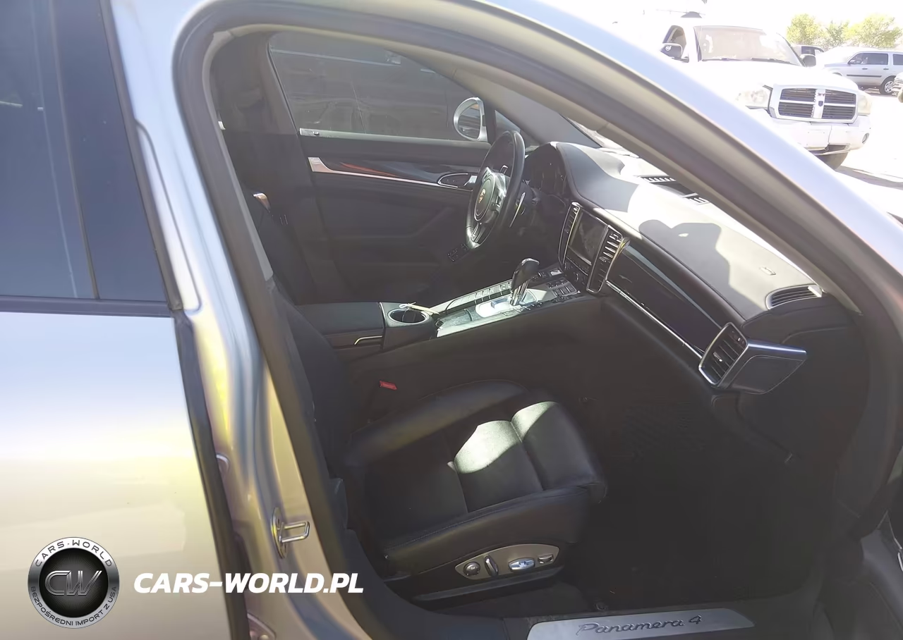 2015 Porsche Panamera 4 VIN:WP0AA2A76FL003310 - 5