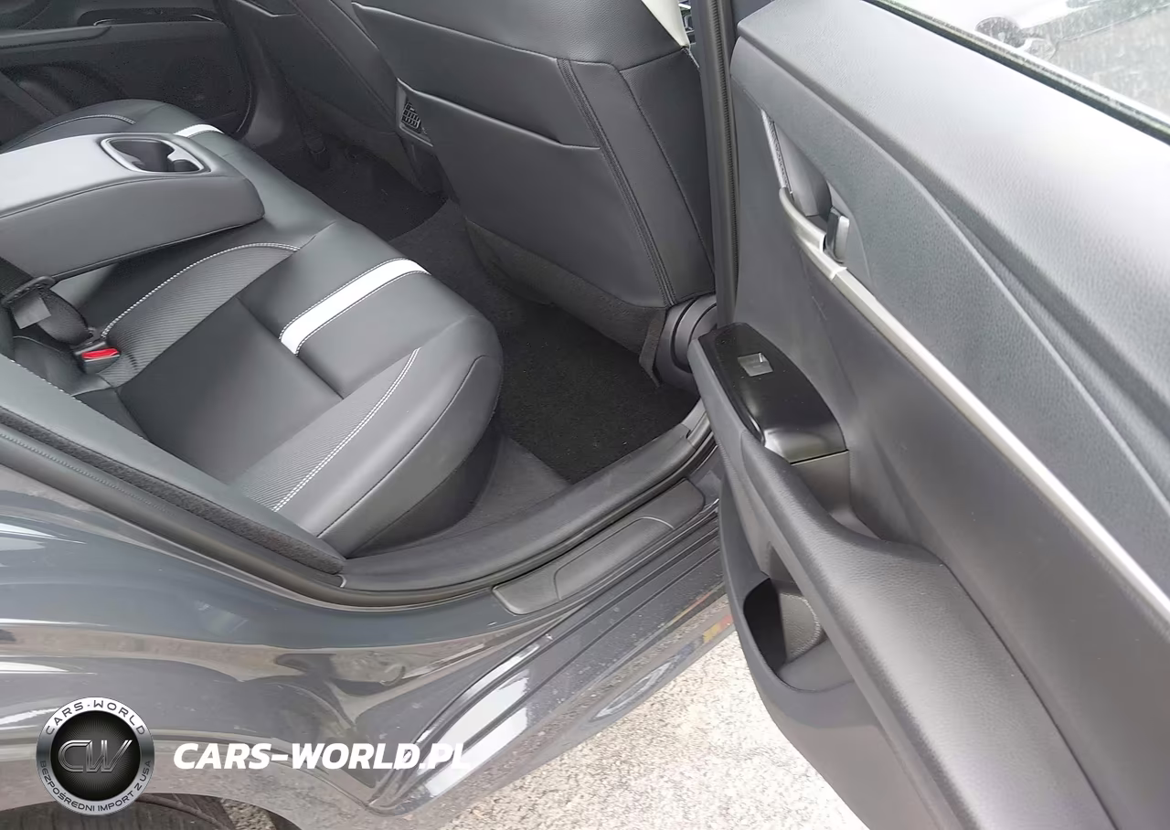 2026 Toyota Camry Se VIN:4T1DBADK7TU559065 - 8