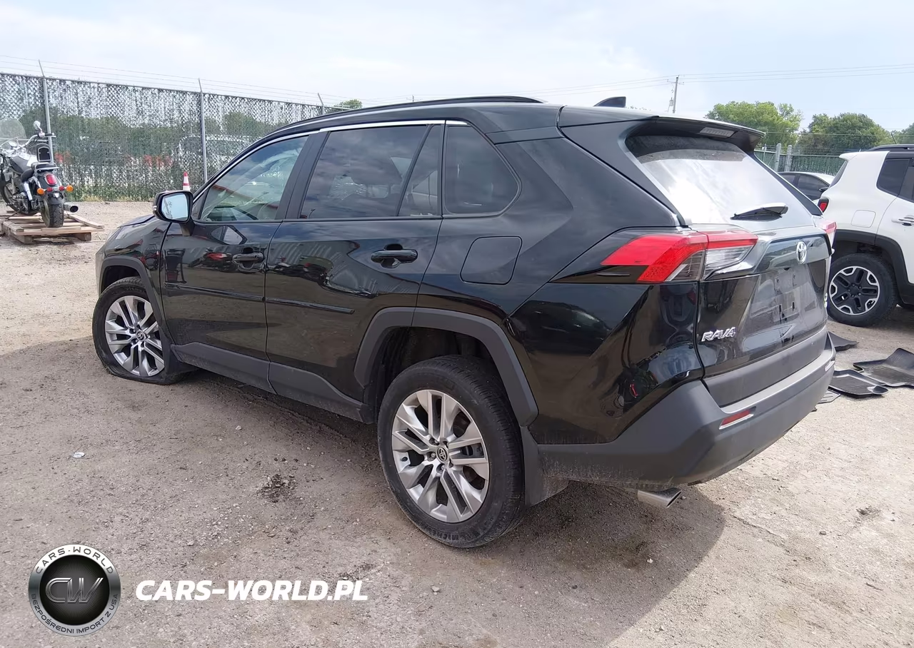 2025 Toyota Rav4 Xle Premium VIN:2T3A1RFV8SC500755 - 3