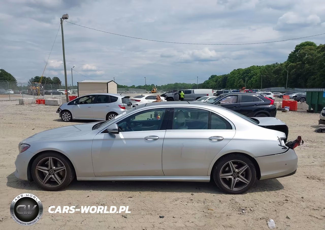 2018 Mercedes-Benz E 300 VIN:WDDZF4JB5JA310773 - 14