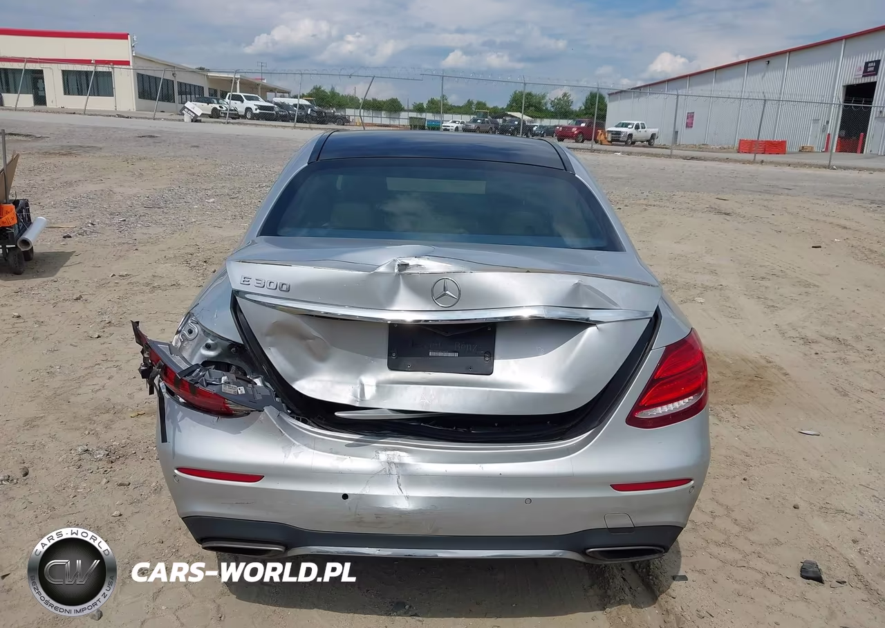 2018 Mercedes-Benz E 300 VIN:WDDZF4JB5JA310773 - 16