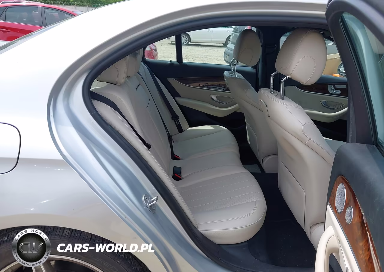 2018 Mercedes-Benz E 300 VIN:WDDZF4JB5JA310773 - 8