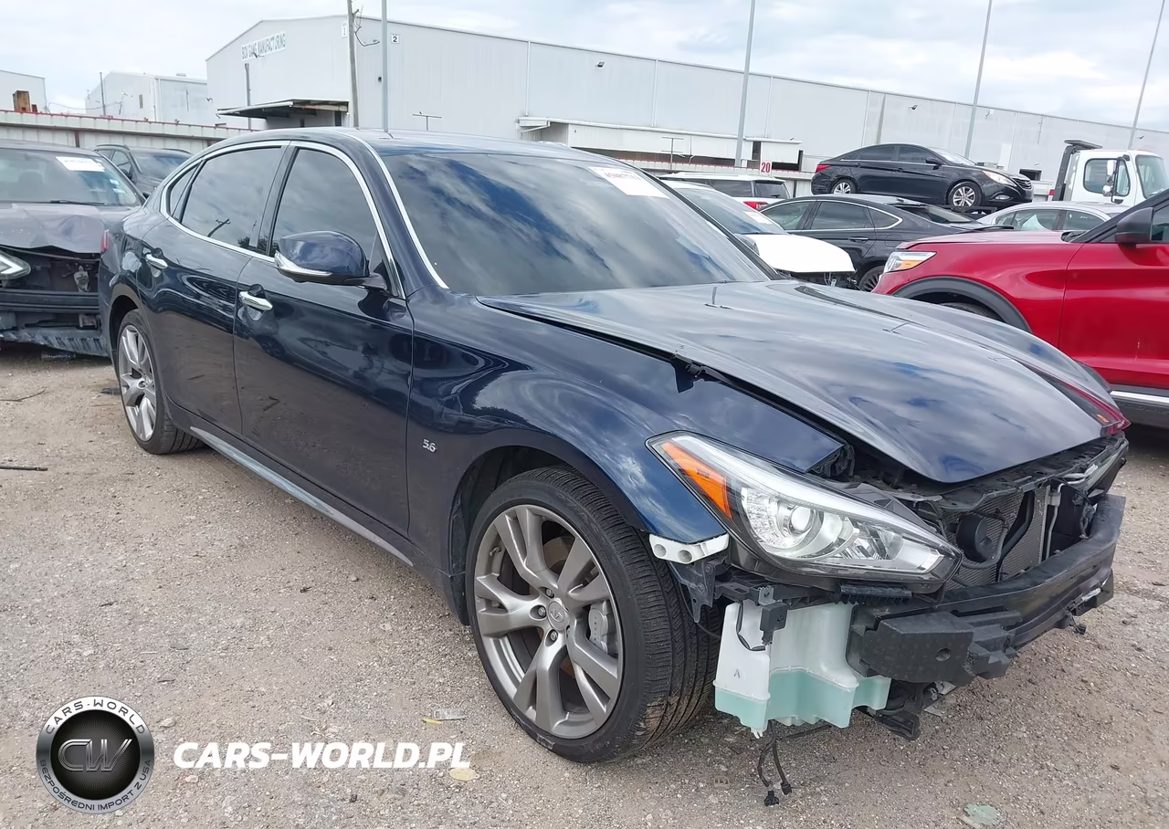 2016 Infiniti Q70L 5.6X