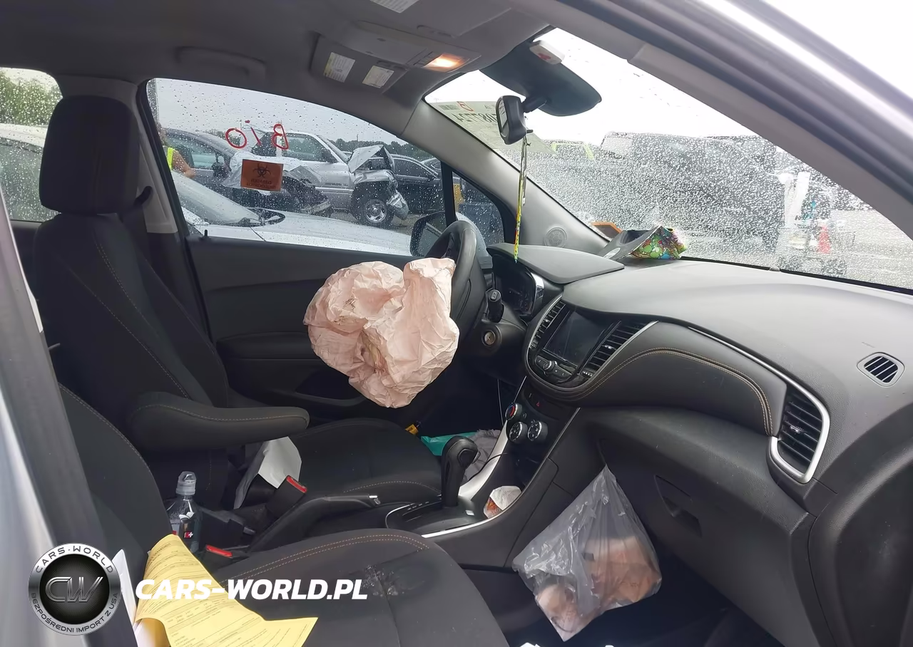 2020 Chevrolet Trax Fwd Ls VIN:3GNCJKSB5LL223296 - 5