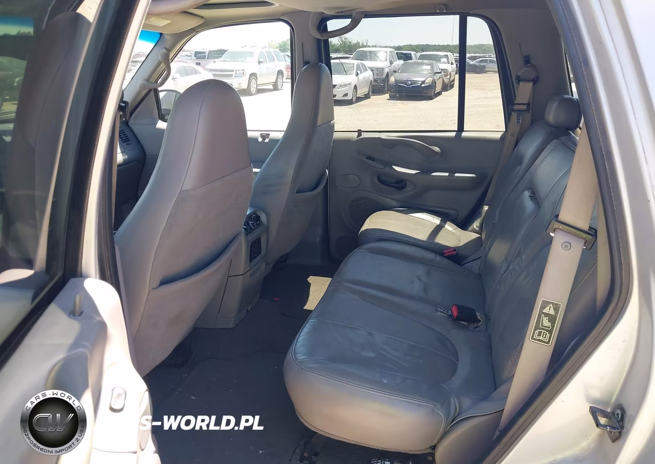 2000 Ford Expedition Xlt VIN:1FMPU16L2YLB14596 - 13