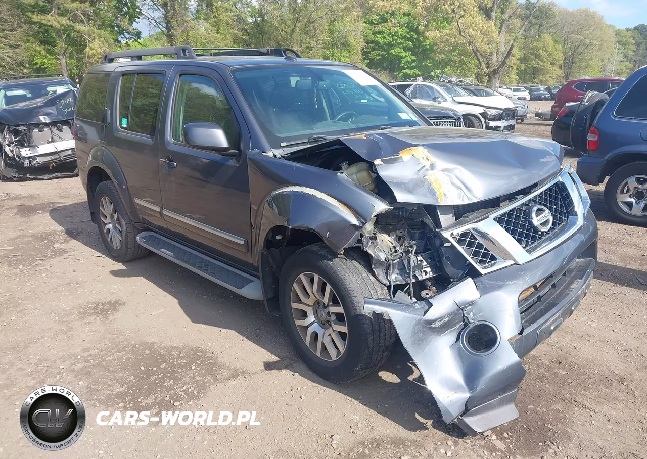 2010 Nissan Pathfinder Le
