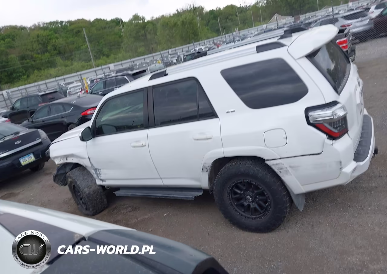 2021 Toyota 4Runner Sr5 VIN:JTEMU5JRXM5868821 - 14