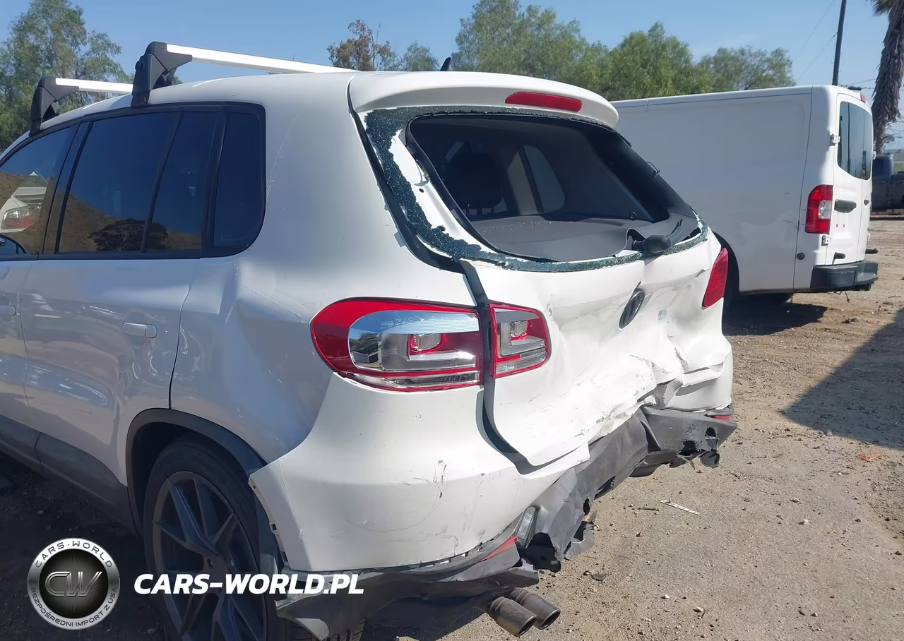 2012 Volkswagen Tiguan S VIN:WVGAV7AX6CW588218 - 13
