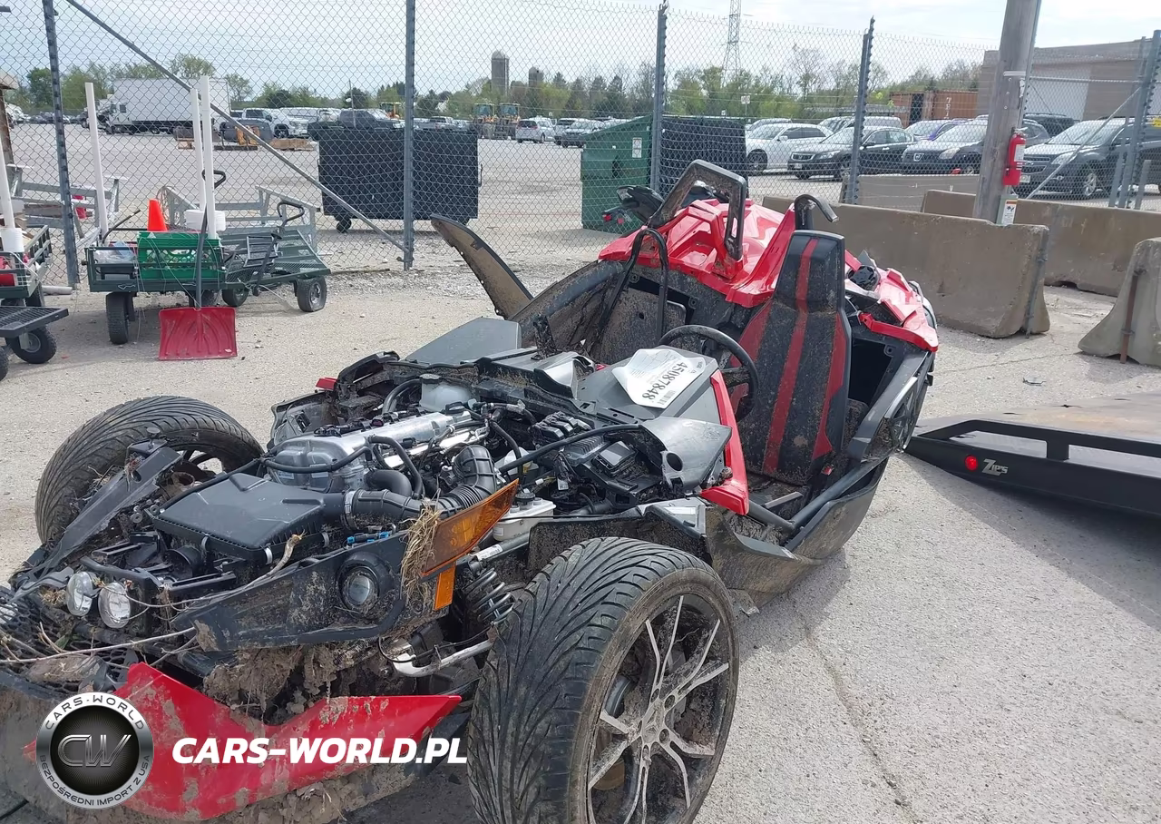 2015 Polaris Slingshot Sl VIN:57XAAPFA0F5106543 - 6