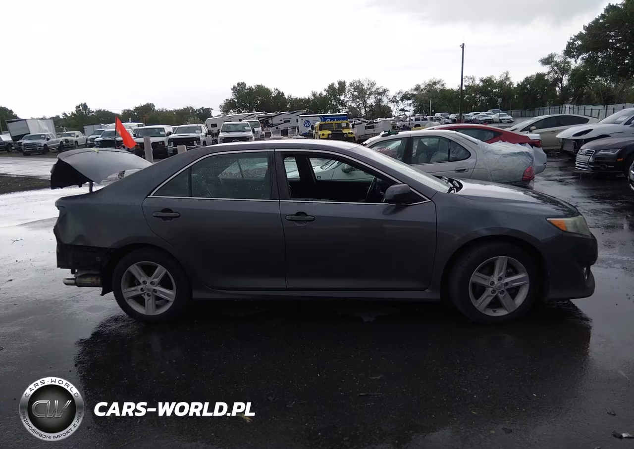 2014 Toyota Camry Se VIN:4T1BF1FK5EU415168 - 13