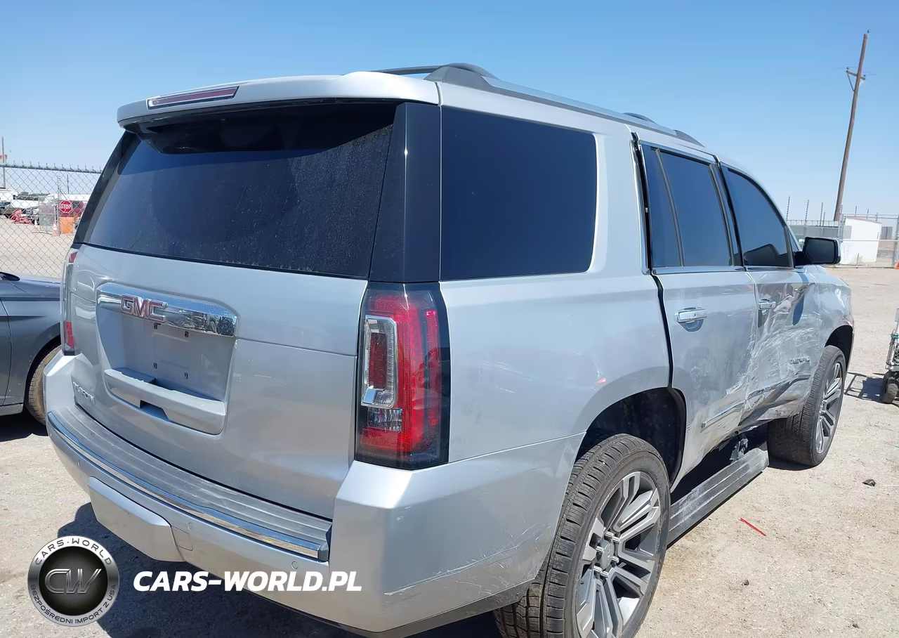 2017 GMC Yukon Denali VIN:1GKS2CKJ5HR276812 - 4
