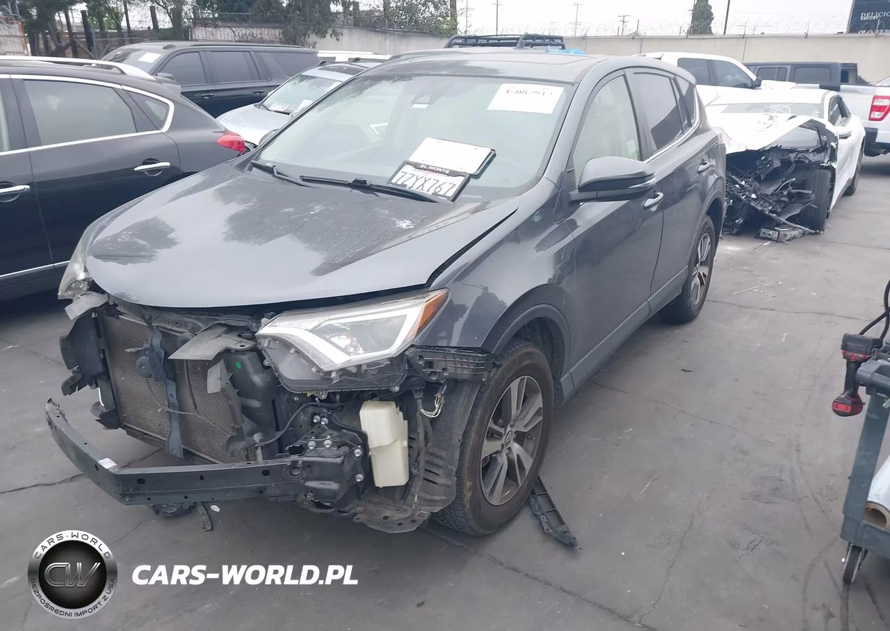 2017 Toyota Rav4 Xle VIN:JTMWFREV2HD106665 - 2