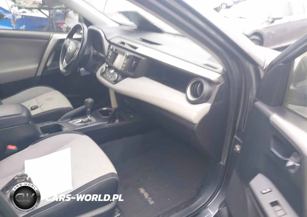 2017 Toyota Rav4 Xle VIN:JTMWFREV2HD106665 - 5