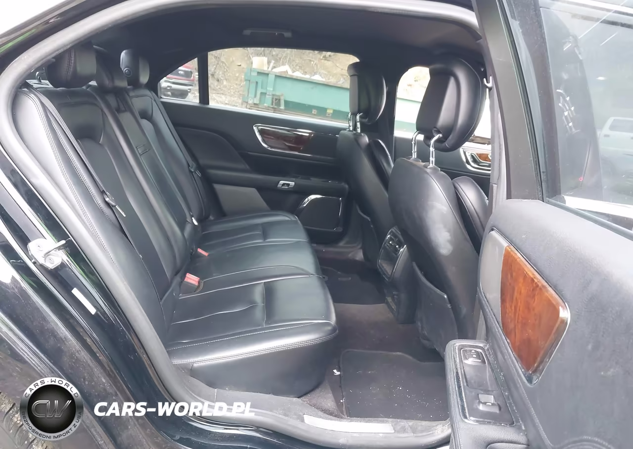2018 Lincoln Continental Premiere VIN:1LN6L9PK2J5603397 - 8