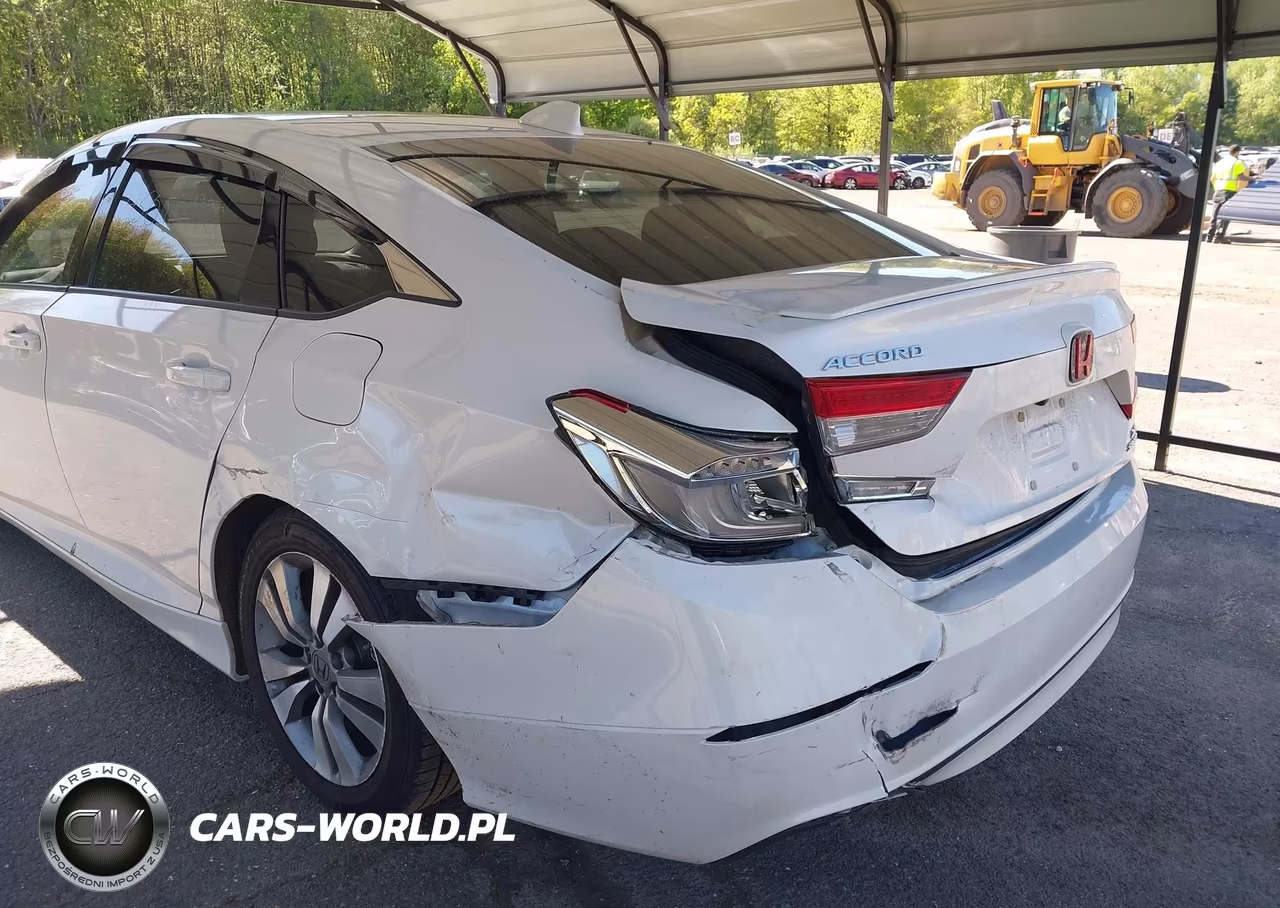 2018 Honda Accord Sport 2.0T VIN:1HGCV2F30JA045772 - 6