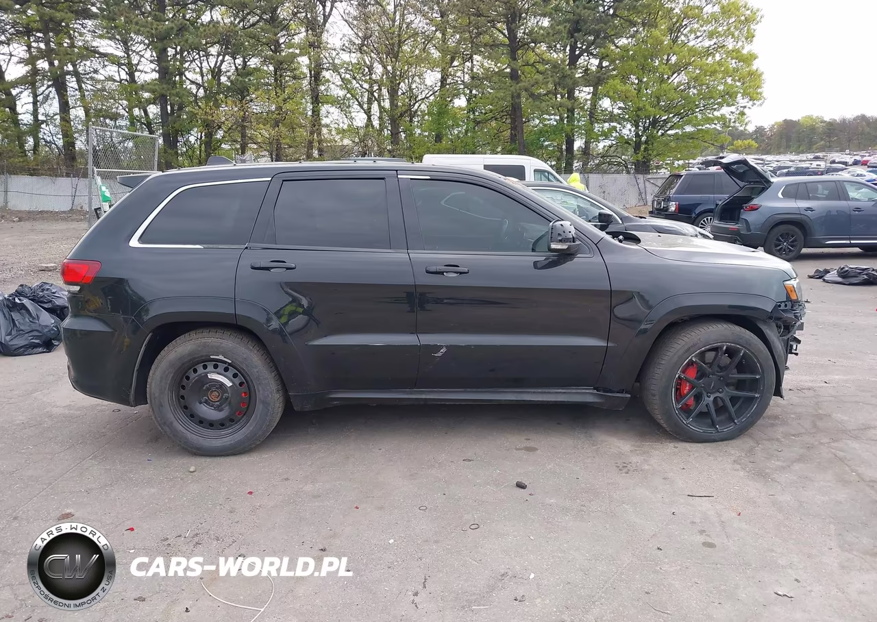 2015 Jeep Grand Cherokee Srt-8 VIN:1C4RJFDJ9FC792067 - 14