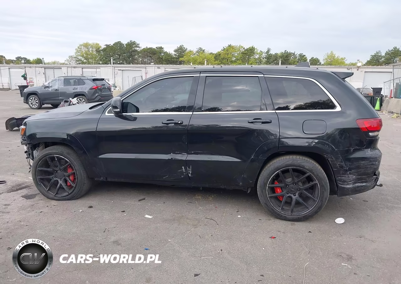 2015 Jeep Grand Cherokee Srt-8 VIN:1C4RJFDJ9FC792067 - 15