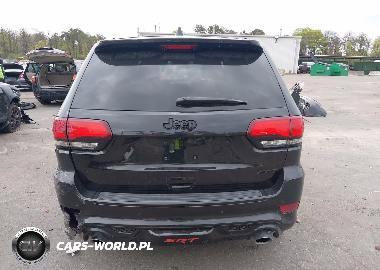 2015 Jeep Grand Cherokee Srt-8 VIN:1C4RJFDJ9FC792067 - 17