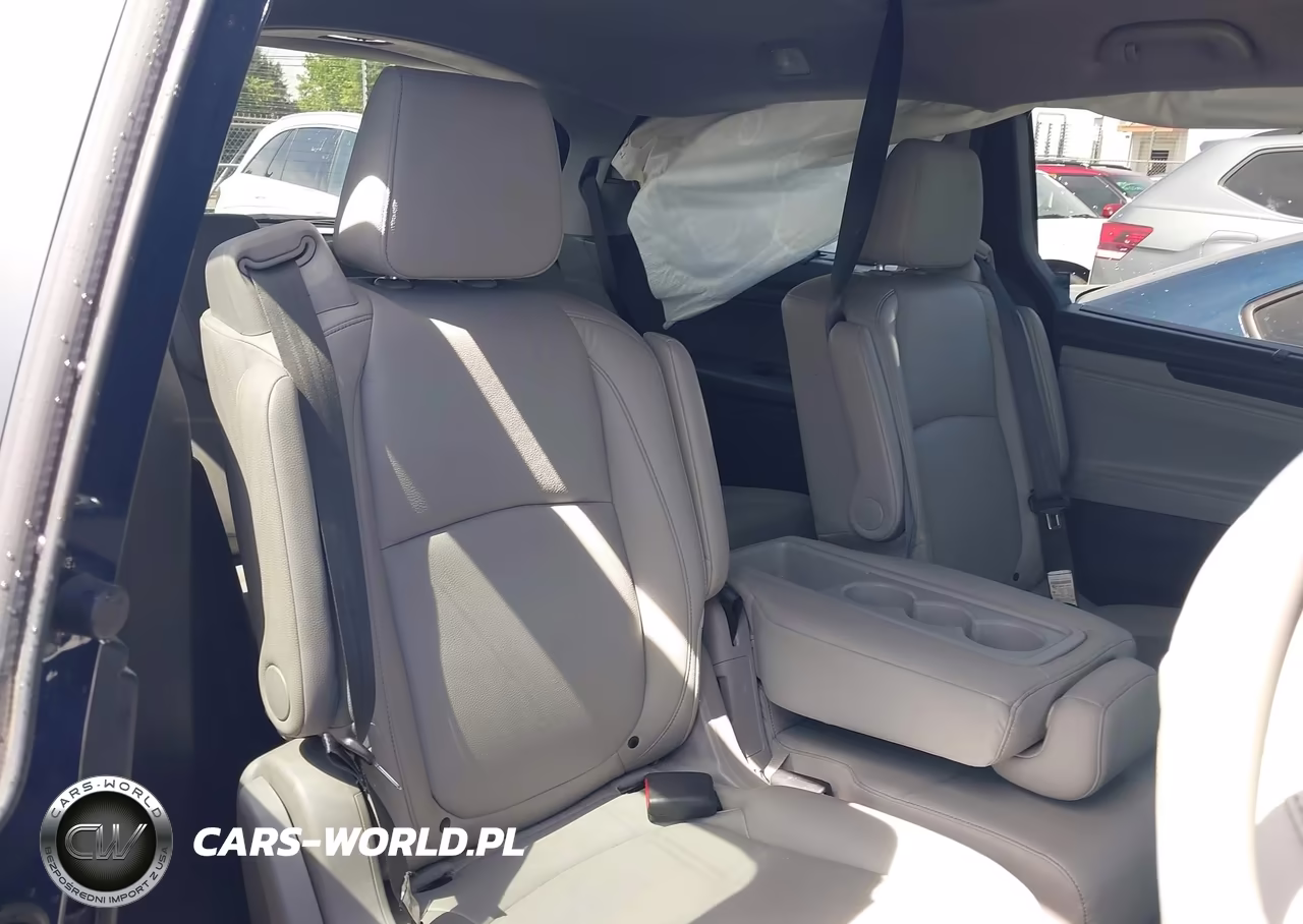 2023 Honda Odyssey Touring VIN:5FNRL6H88PB073964 - 8