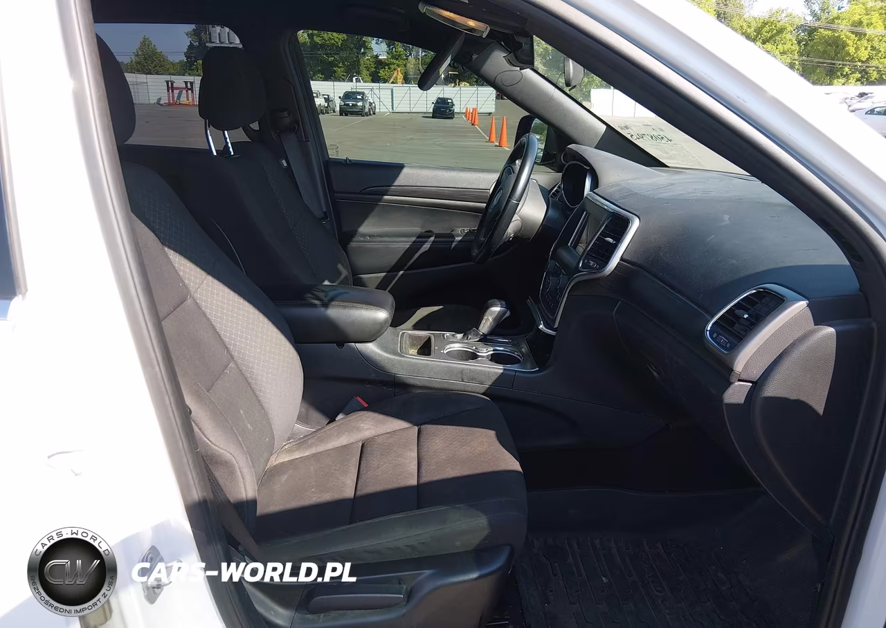 2021 Jeep Grand Cherokee Laredo E 4X4 VIN:1C4RJFAG1MC635669 - 5