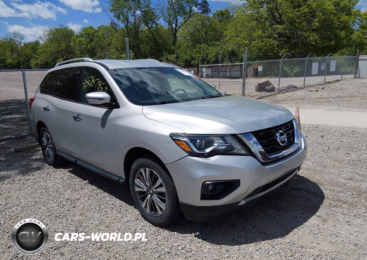 2018 Nissan Pathfinder Sv