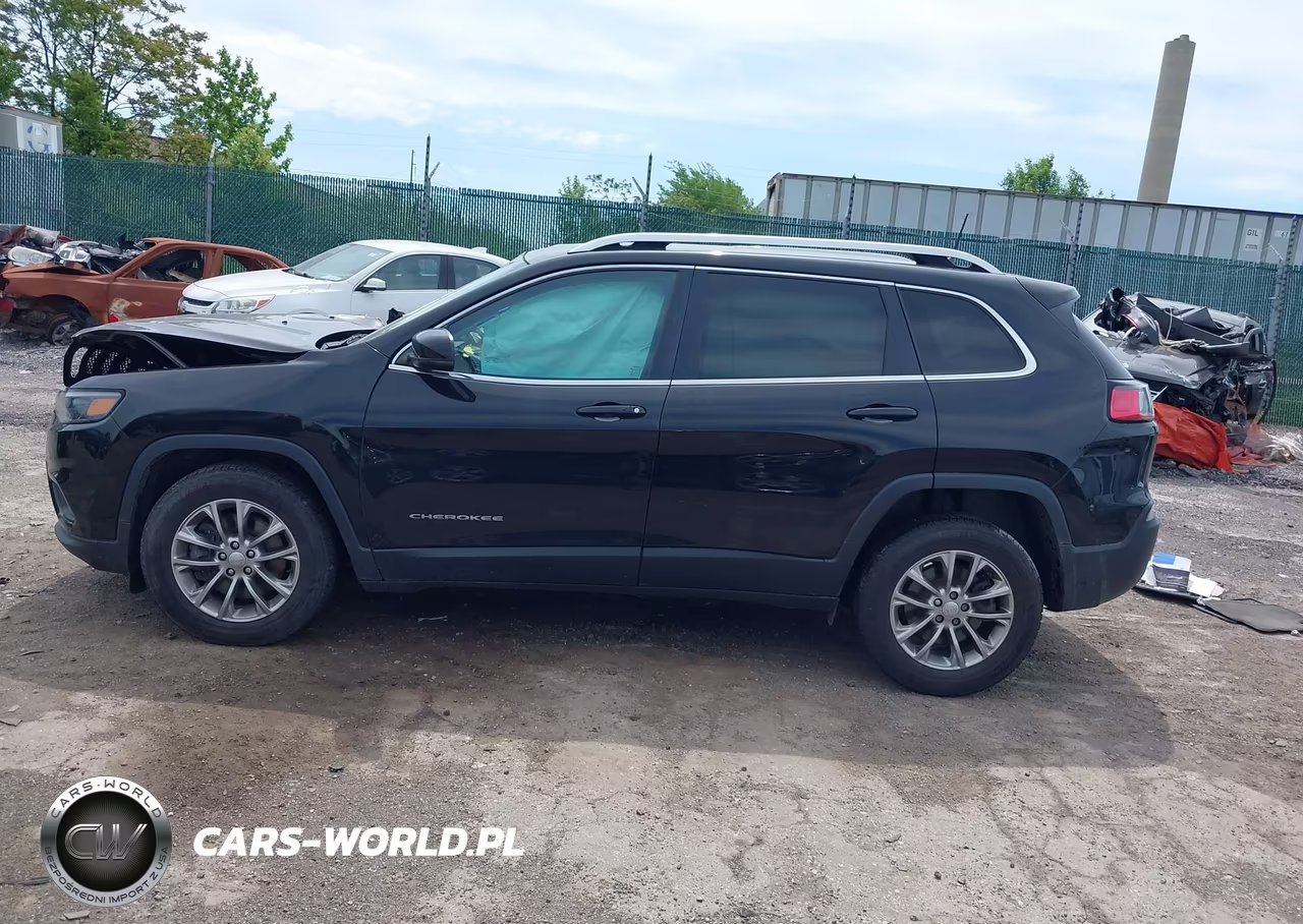 2019 Jeep Cherokee Latitude Plus 4X4 VIN:1C4PJMLB3KD478585 - 14