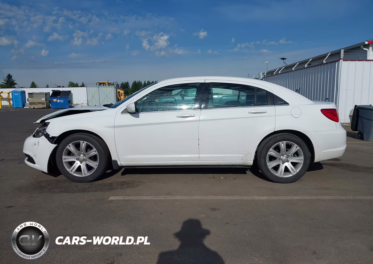 2011 Chrysler 200 Touring VIN:1C3BC1FB9BN626428 - 14