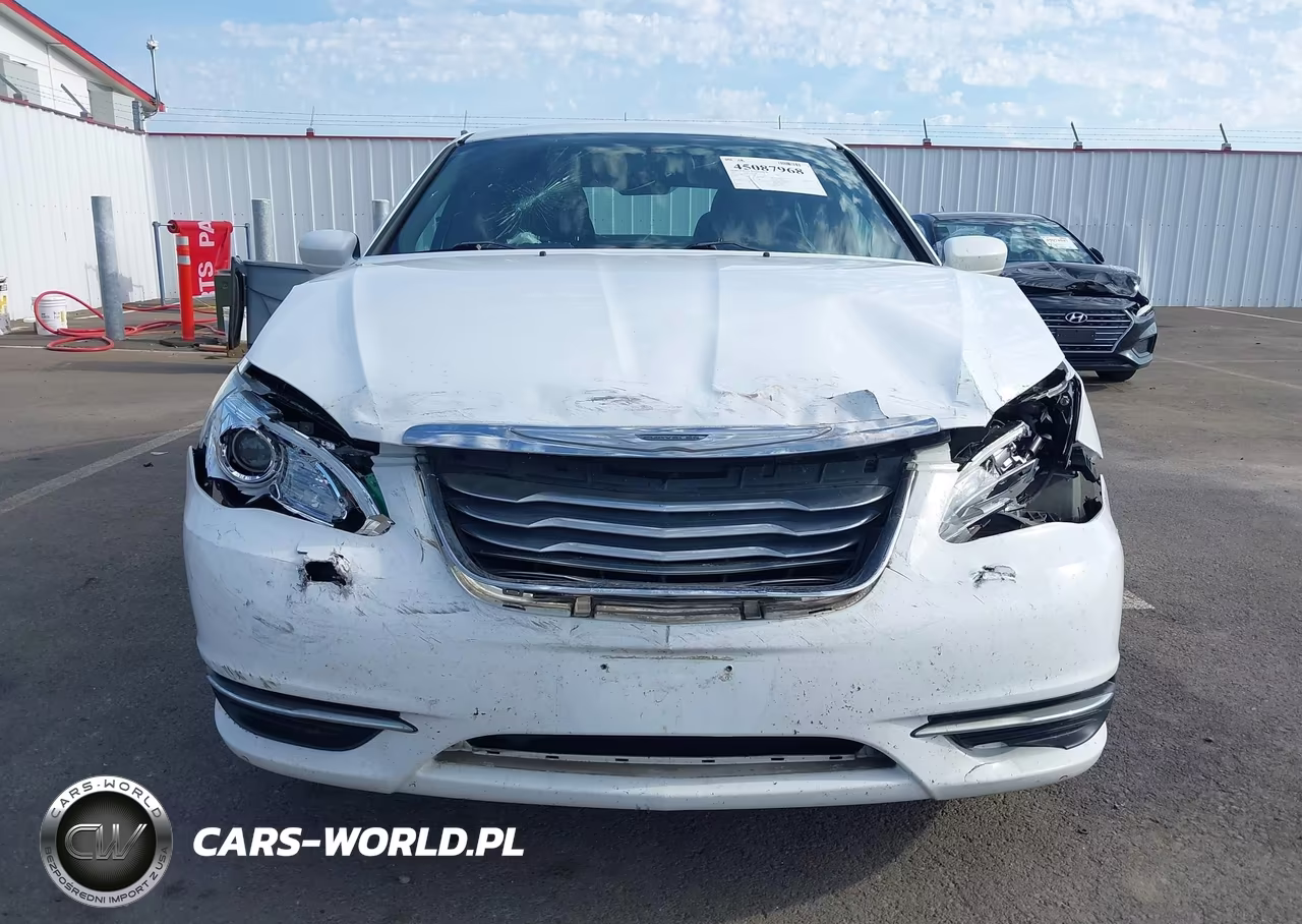 2011 Chrysler 200 Touring VIN:1C3BC1FB9BN626428 - 6