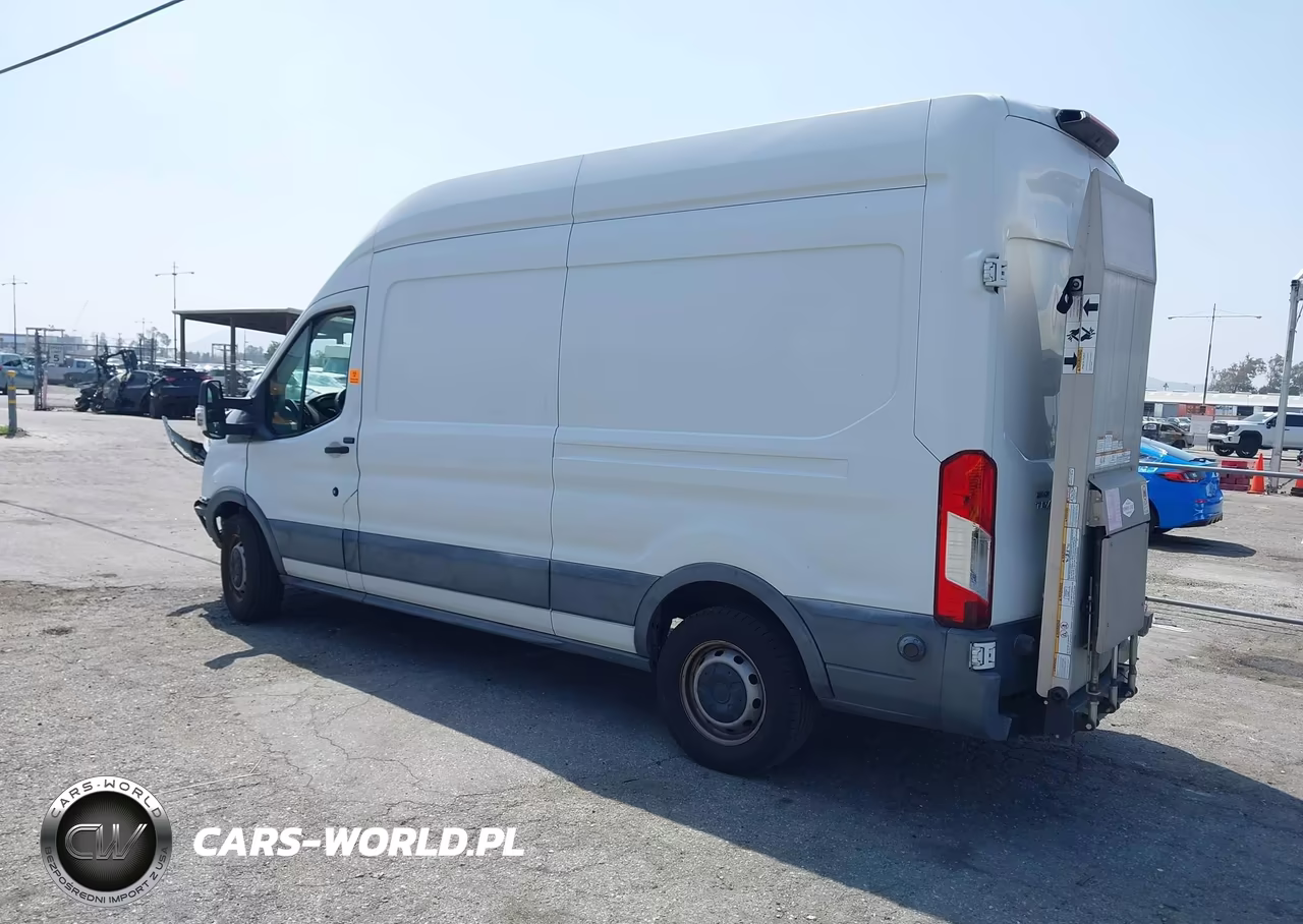 2018 Ford Transit-250 VIN:1FTYR2XG0JKB20068 - 3