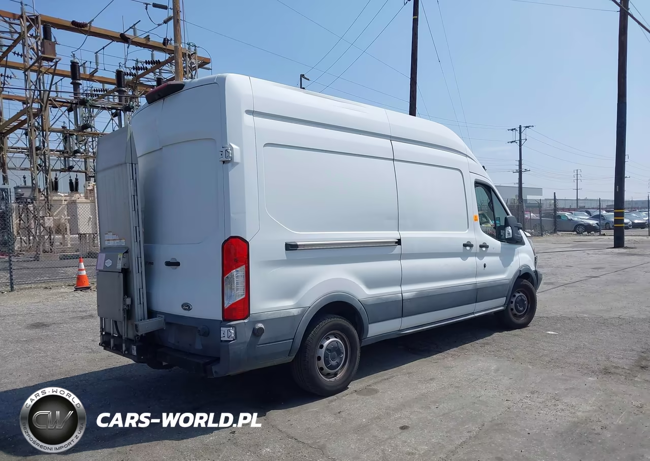 2018 Ford Transit-250 VIN:1FTYR2XG0JKB20068 - 4