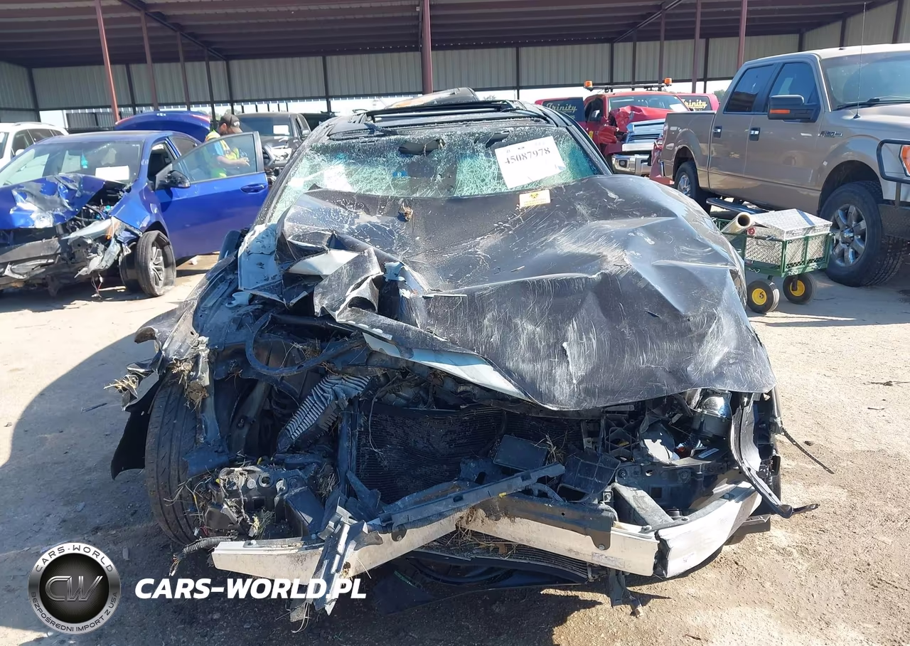 2018 Genesis G80 3.8 VIN:KMHGN4JEXJU235285 - 13