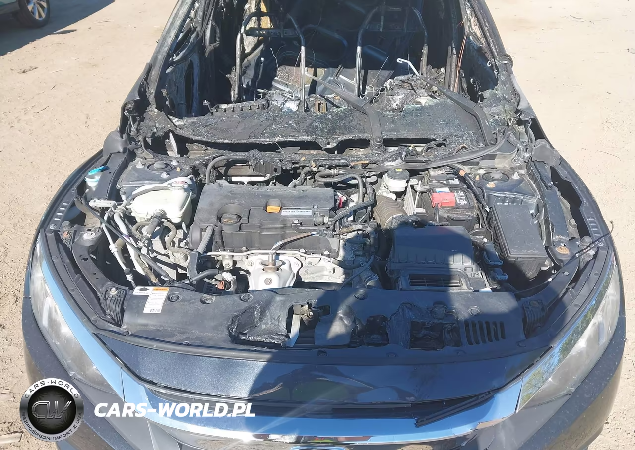 2018 HONDA CIVIC LX VIN:19XFC2F53JE205188 - 10