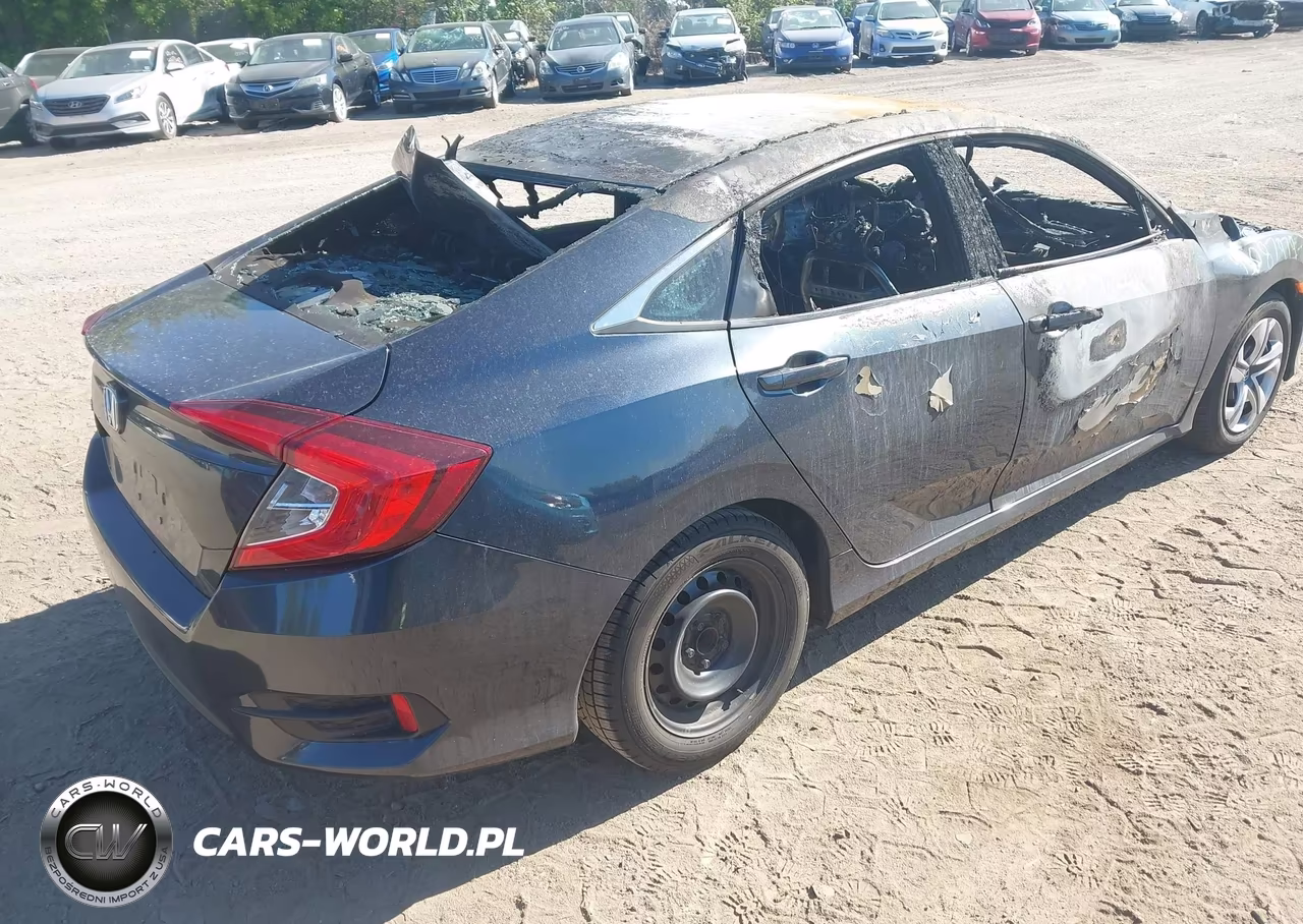 2018 HONDA CIVIC LX VIN:19XFC2F53JE205188 - 4
